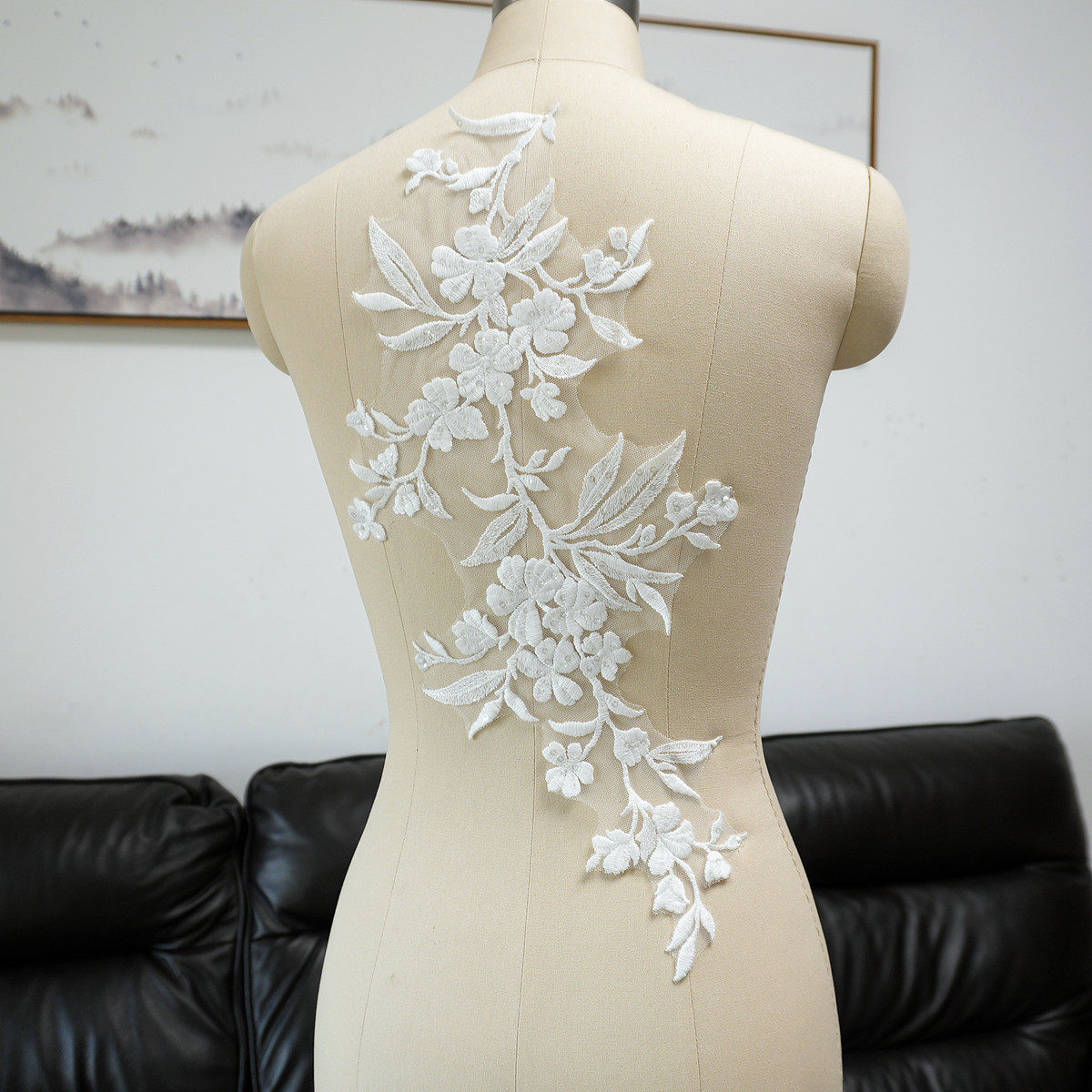 Embellish Craft - Applicazioni in Tessuto con Paillettes Floreali